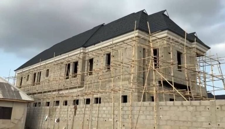 How to get your house roof professionally done